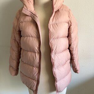 Uniqlo ULTRA LIGHT down Pink kids size 150 (11-12Y)